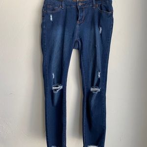 Wax Jeans - Distressed form fitting ripped jeans
